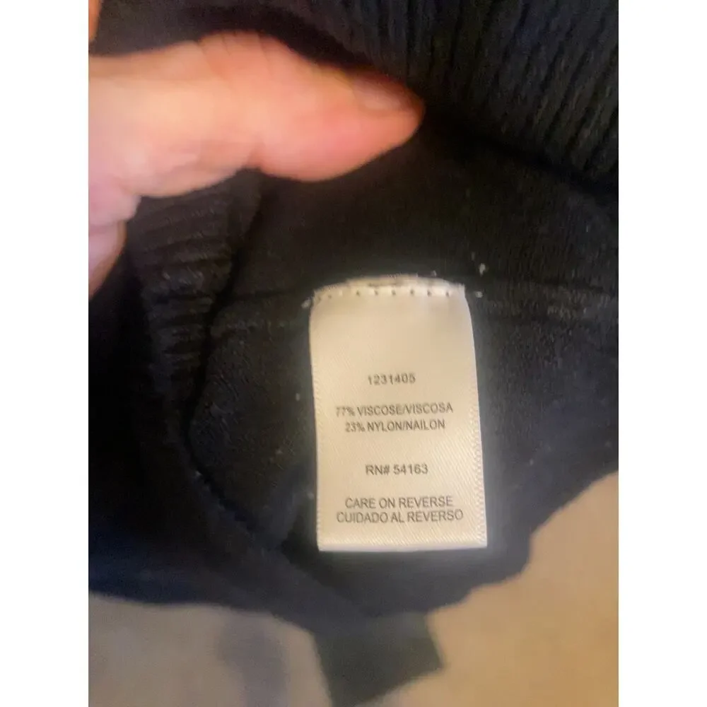 DKNY Jeans Women's Black V Neck Knit Sweater Long Sleeve XS